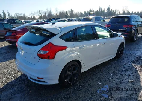 2014 Ford Focus St z USA, uszkodzony, nr VIN 1FADP3L96EL271259